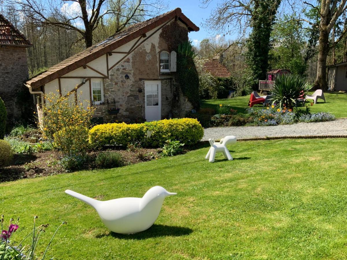 Bed and Breakfast Le Moulin De La Castellerie Moon-sur-Elle Exterior foto