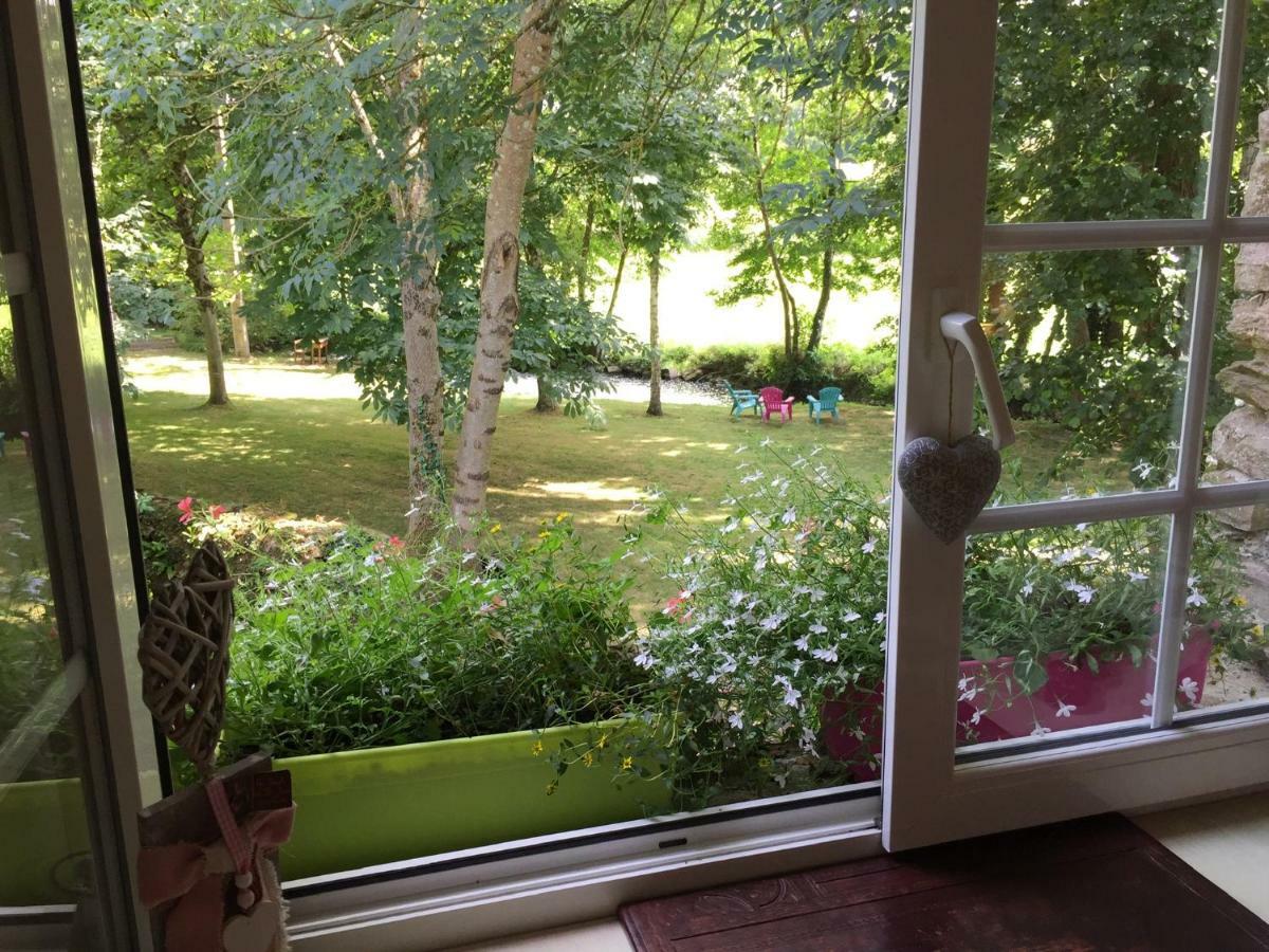 Bed and Breakfast Le Moulin De La Castellerie Moon-sur-Elle Exterior foto